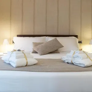Palazzo Perrotta Bed & Breakfast
